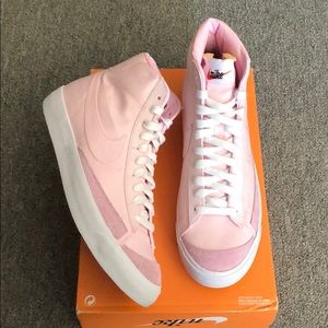 Nike Blazer Mid ‘77 Vinatge WE size 10.5